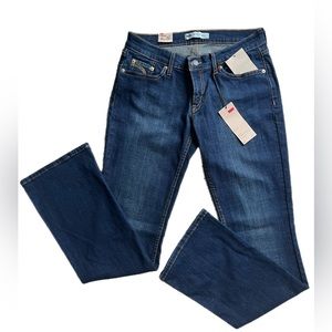 NWT Levi’s 524 slim bootcut ultra low rise 9L/29